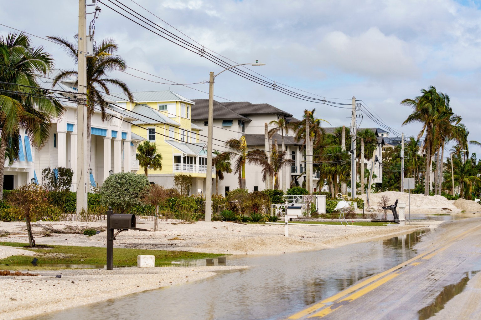 Homes flooded after high storm surge from Hurricane Milton 2024